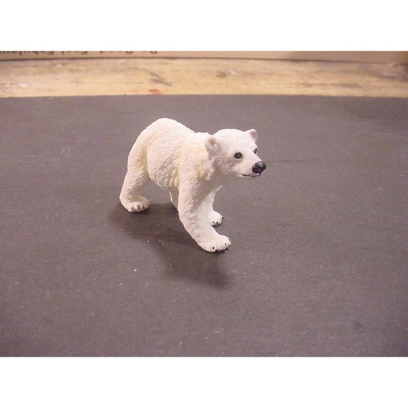 POLAR BEAR BABY 2003 Safari LTD Realistic Toy Animal Figures - Picture 3 of 4